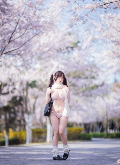 丰满人妻紧缚捆绑体验_BD电影在线看